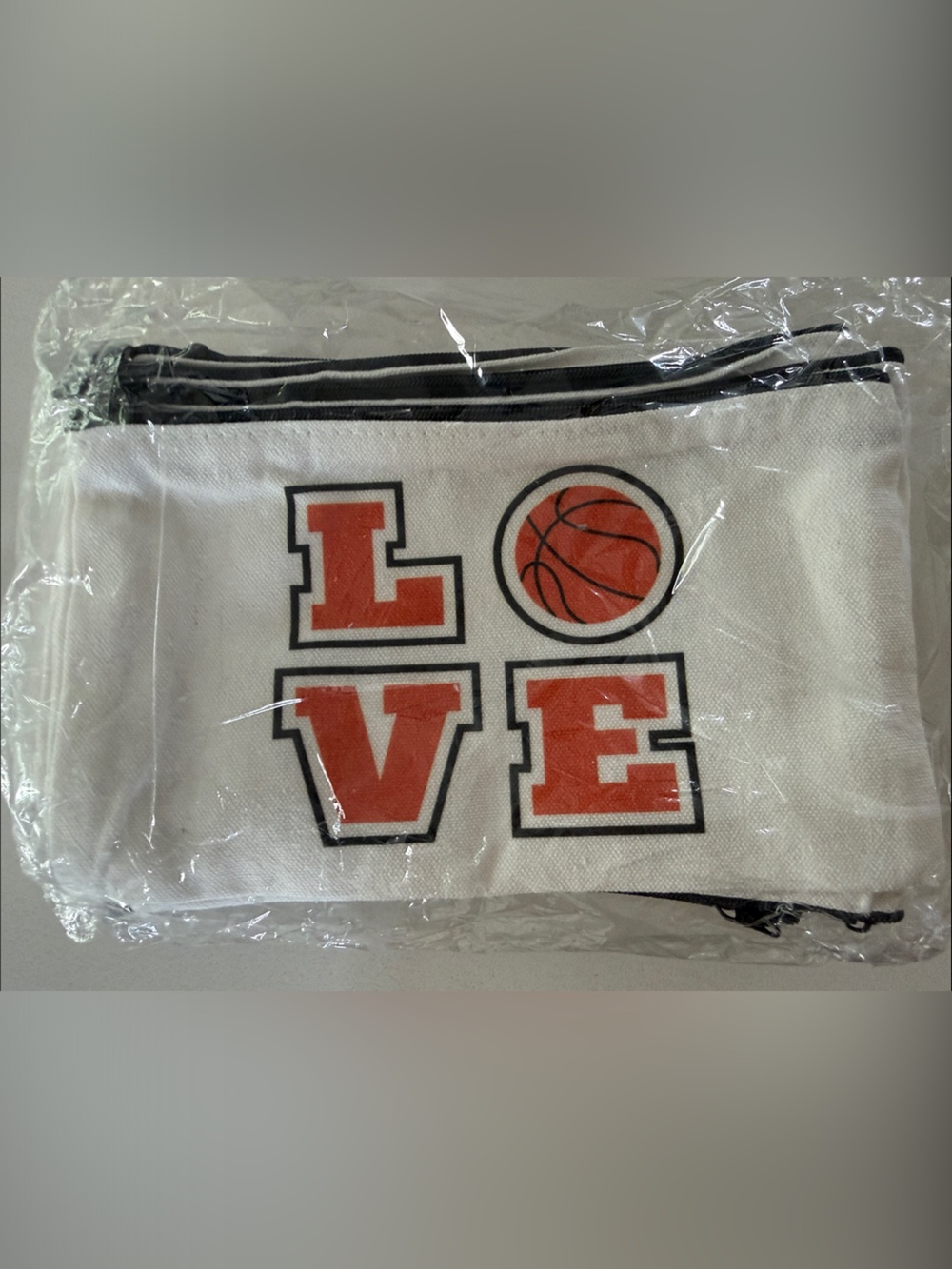 White LOVE Basketball Zip Pouch - Unbranded, 12 canvas zip pouches, NEW - Picture 3 of 5